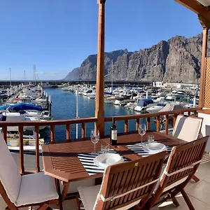 https://top-view-acantilados-de-los-gigantes.in-canary-islands.com