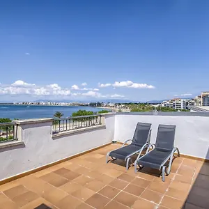 https://atico-en-primera-linea-de-playa-en-roses.topcostabravahotels.com